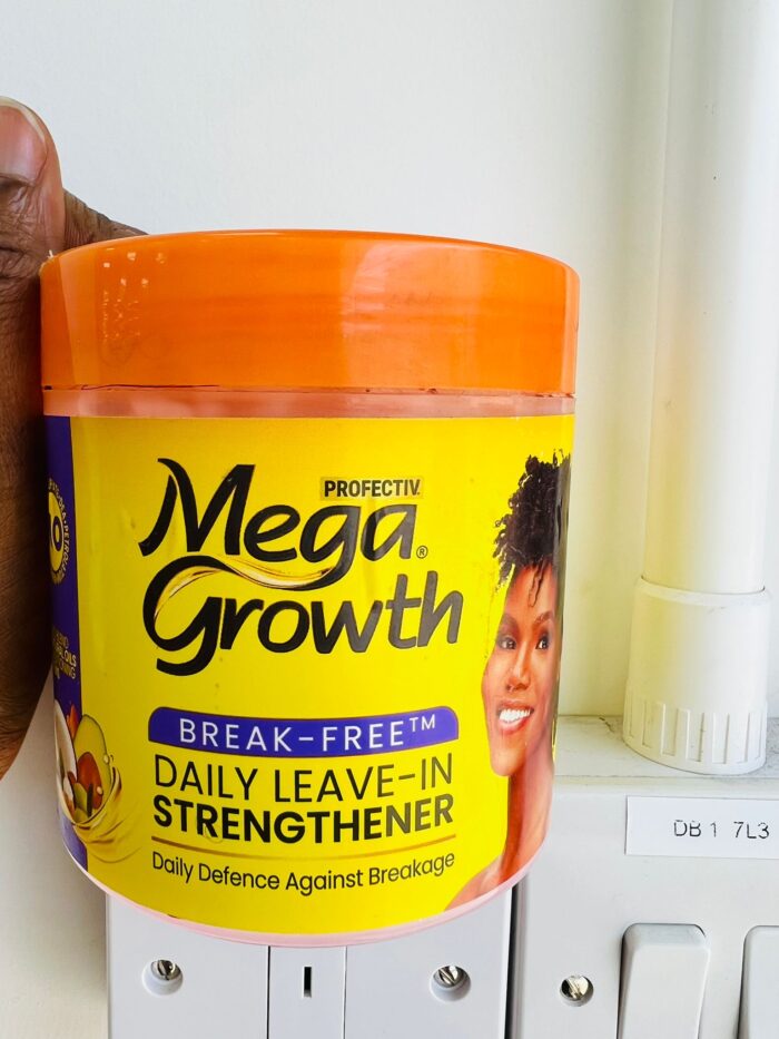 Mega growth moisturizer/leave in conditioner